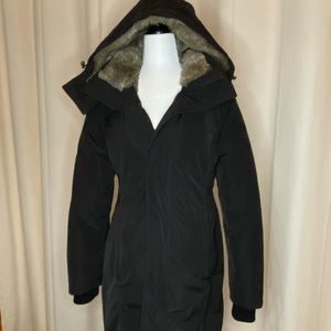 Aritzia Babaton mid-length parka